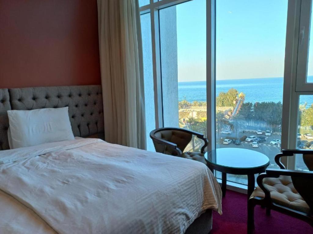 Hôtel Gulf Blue Waves أمواج الخليج الزرقاء à Koweït Extérieur photo