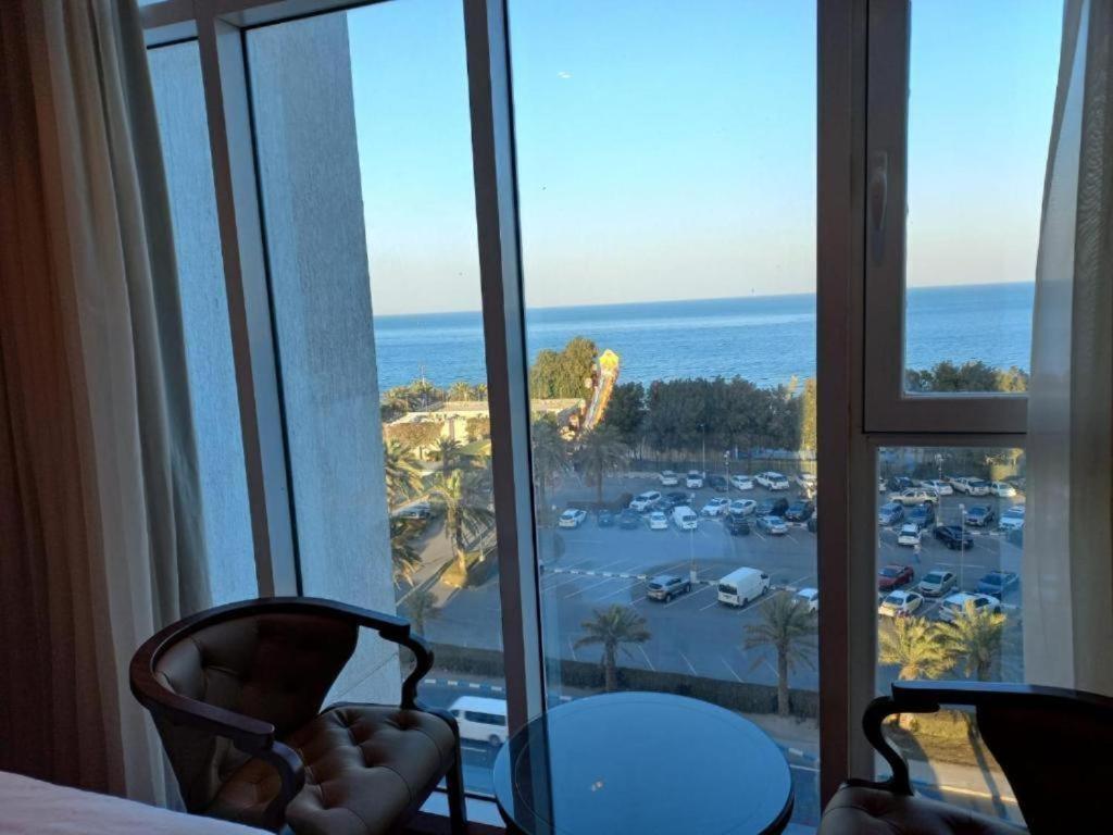 Hôtel Gulf Blue Waves أمواج الخليج الزرقاء à Koweït Extérieur photo